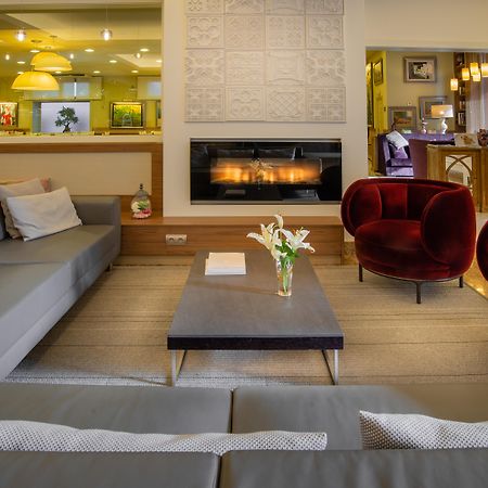 Hotel Pirineos Figueres By Pierre & Vacances Buitenkant foto