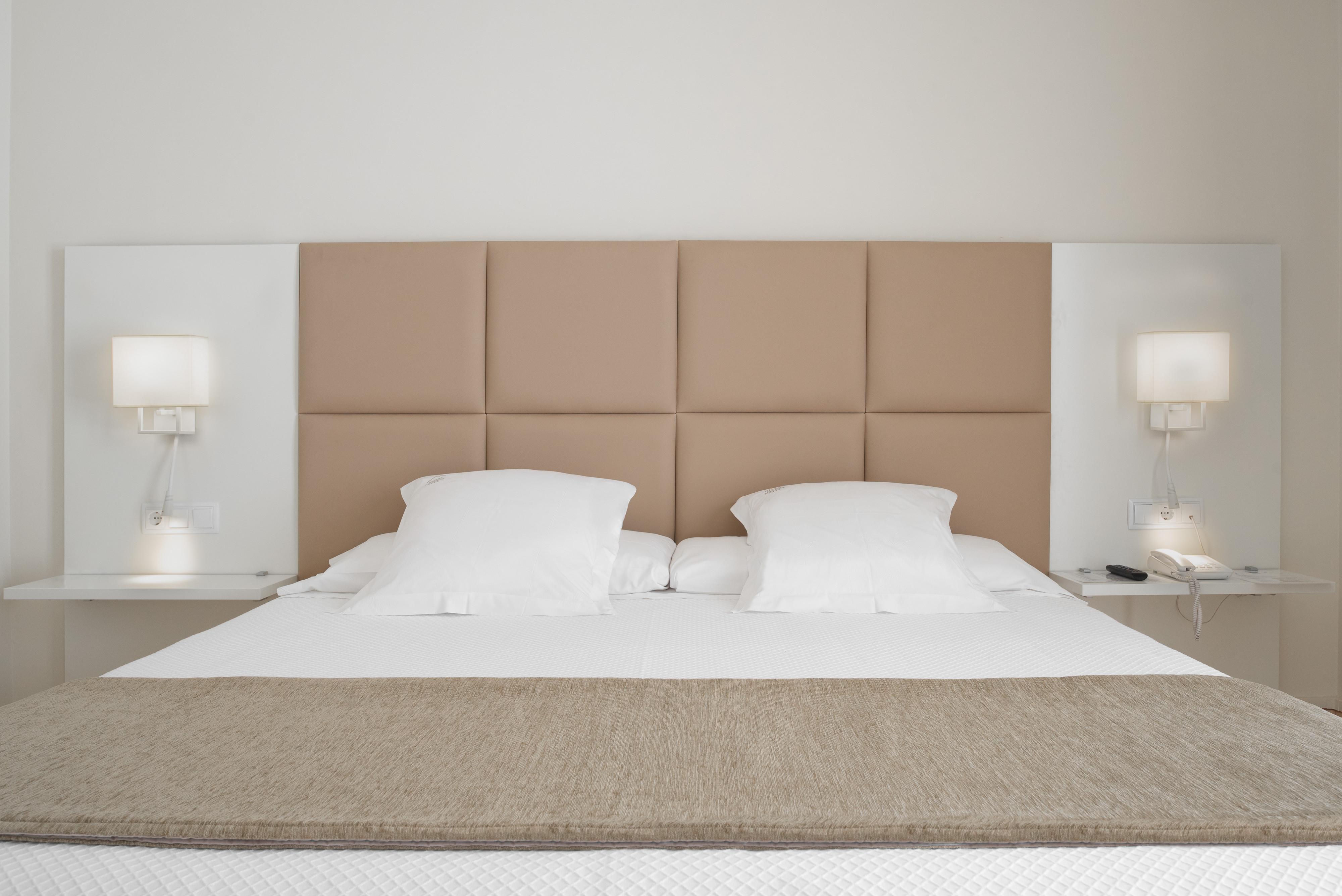 Hotel Pirineos Figueres By Pierre & Vacances Buitenkant foto