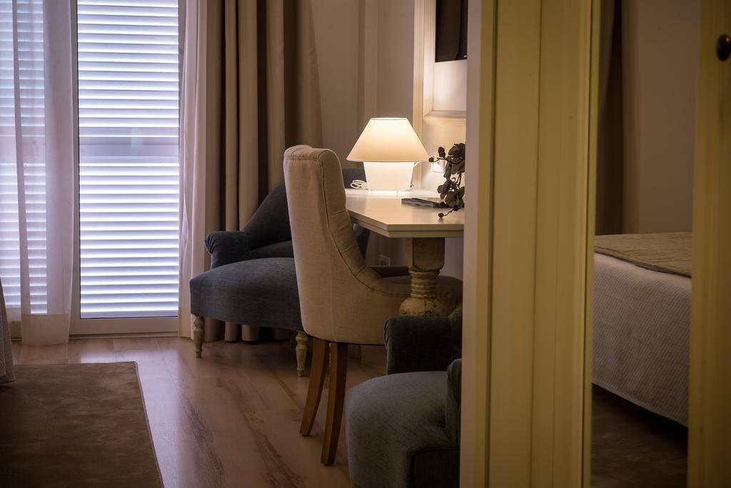 Hotel Pirineos Figueres By Pierre & Vacances Buitenkant foto