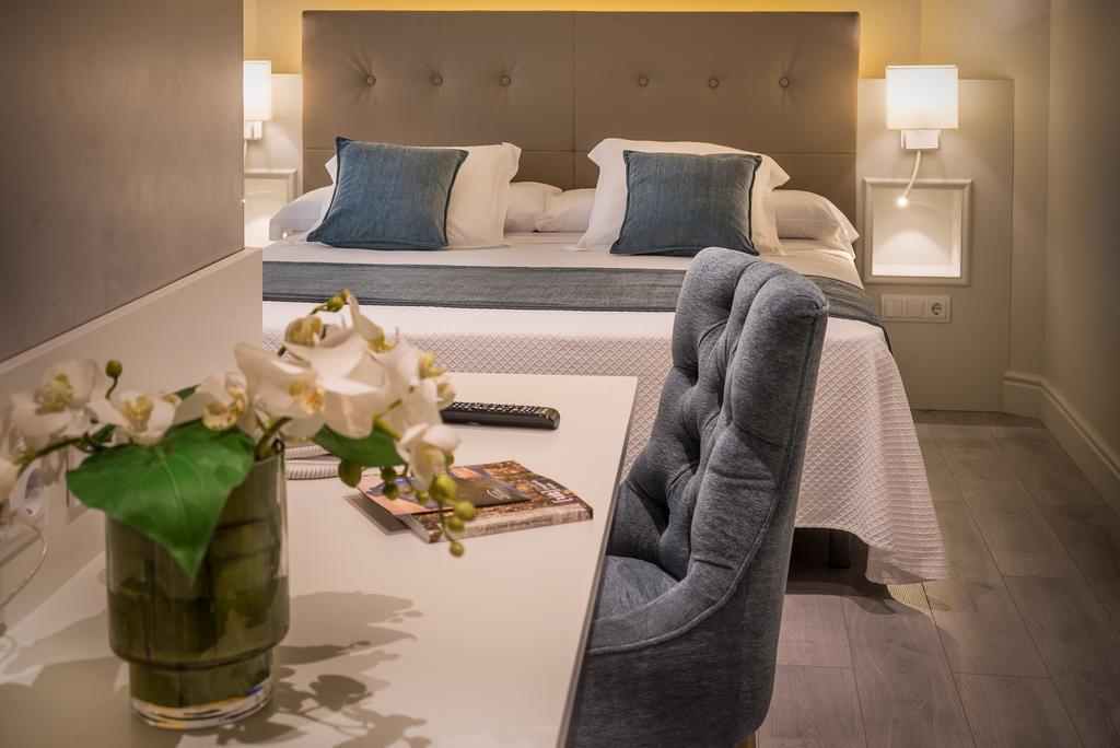 Hotel Pirineos Figueres By Pierre & Vacances Buitenkant foto