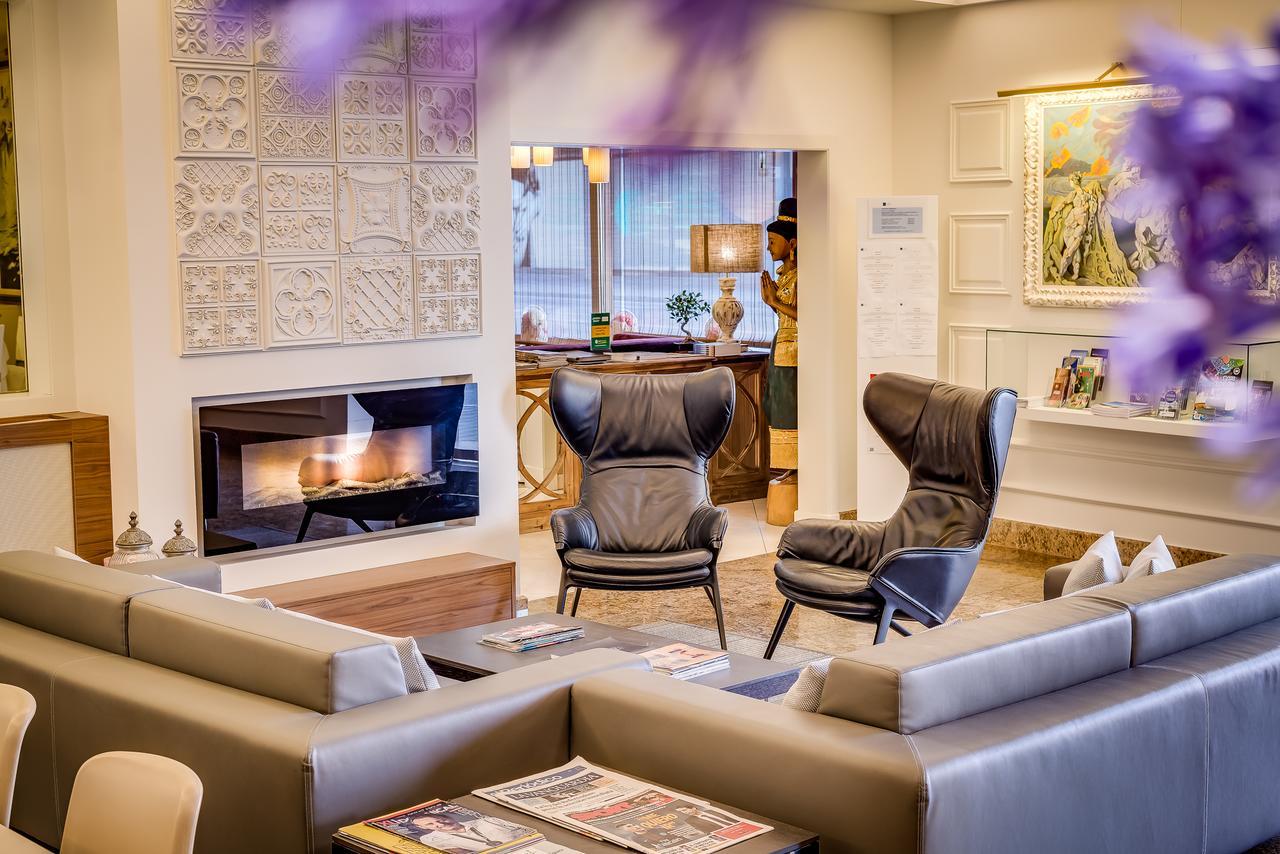 Hotel Pirineos Figueres By Pierre & Vacances Buitenkant foto